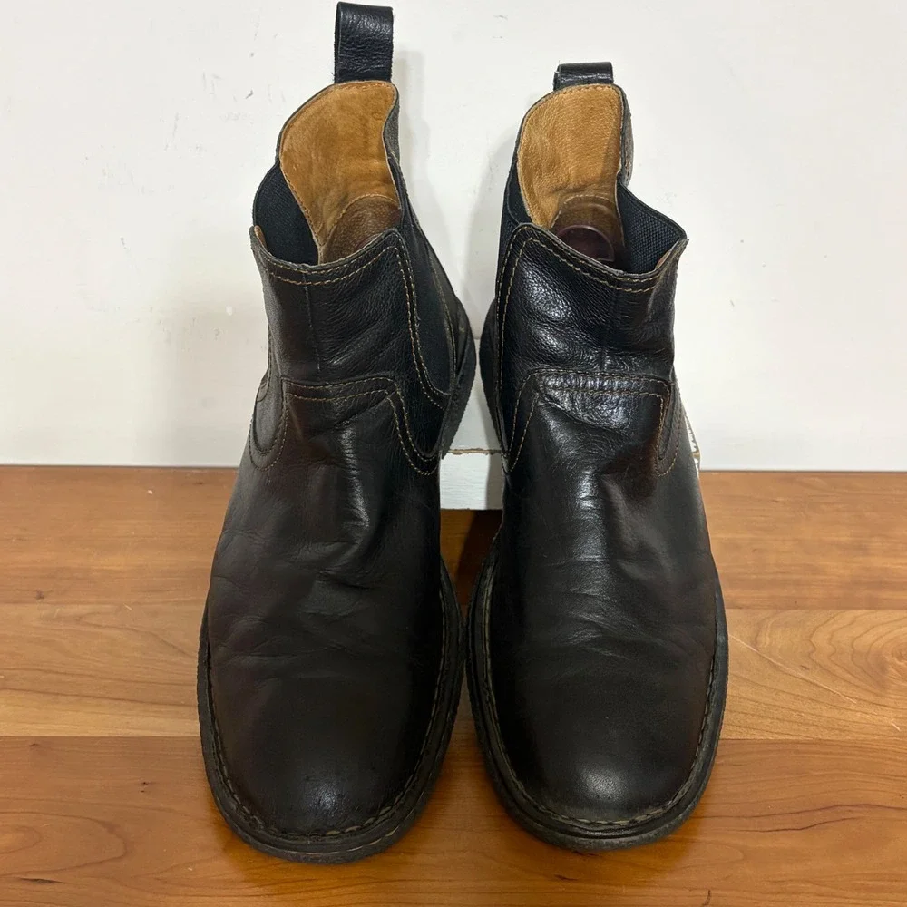 Born Mens Black Leather Chelsea Boots M3714 Contrast Stitch Pull On Ankle Boots
